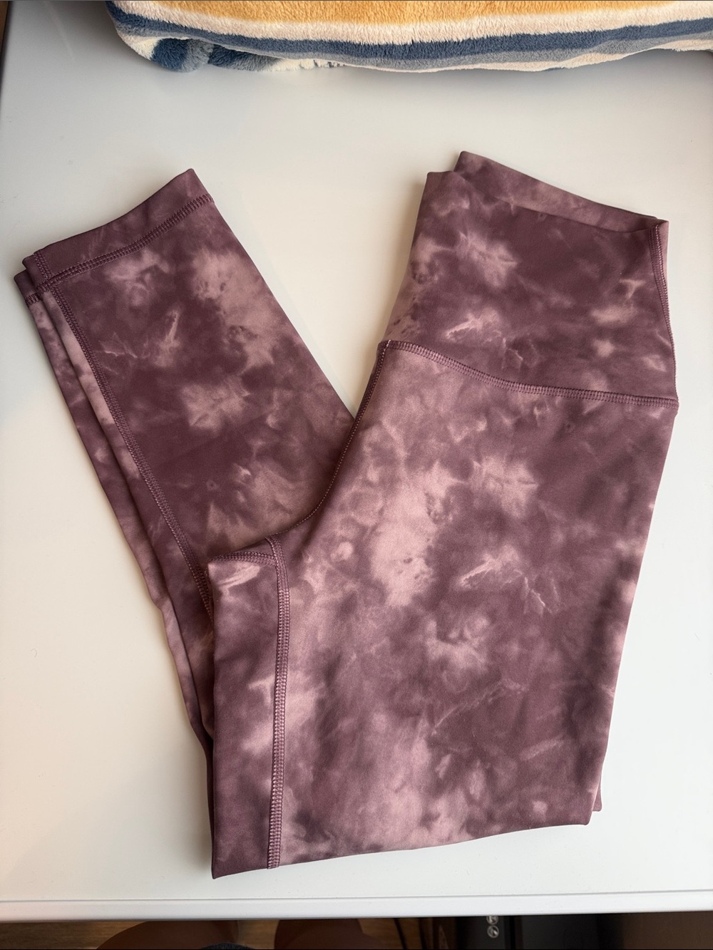 Medium 90 degree Tie-Dye Purple Active Leggings